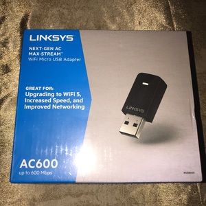 Linksys WUSB6100M Max-Stream™ AC600 USB Adapter
